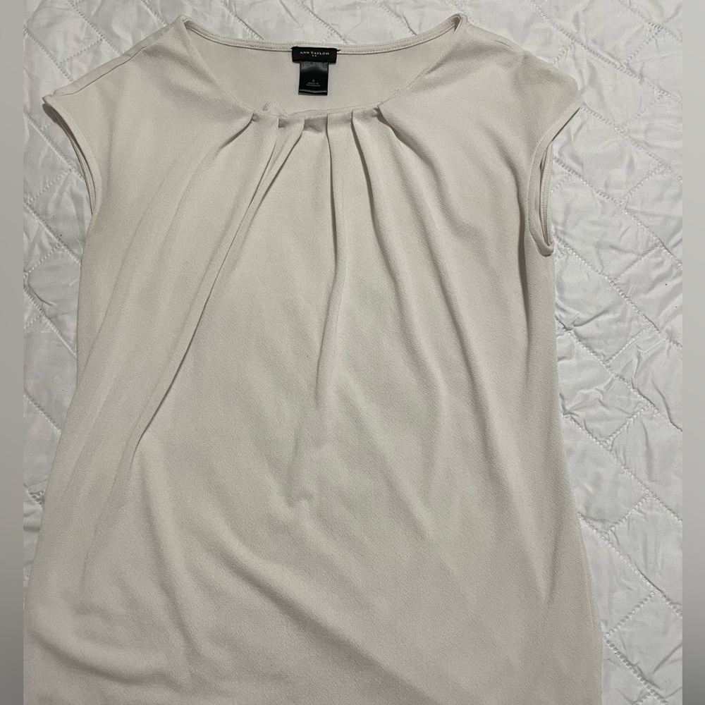 Ann Taylor White Top